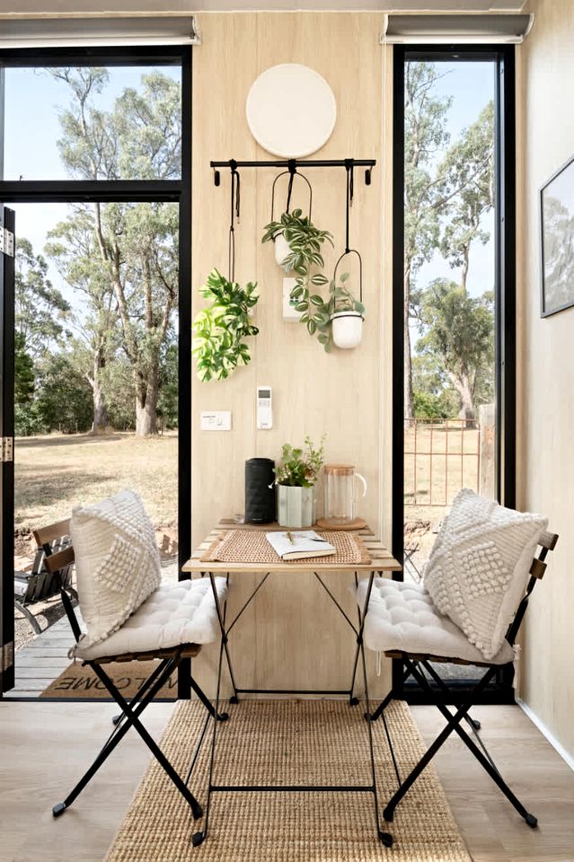 Delightfully Tiny House Ideal for a Peaceful Escape in Springmount, Victoria