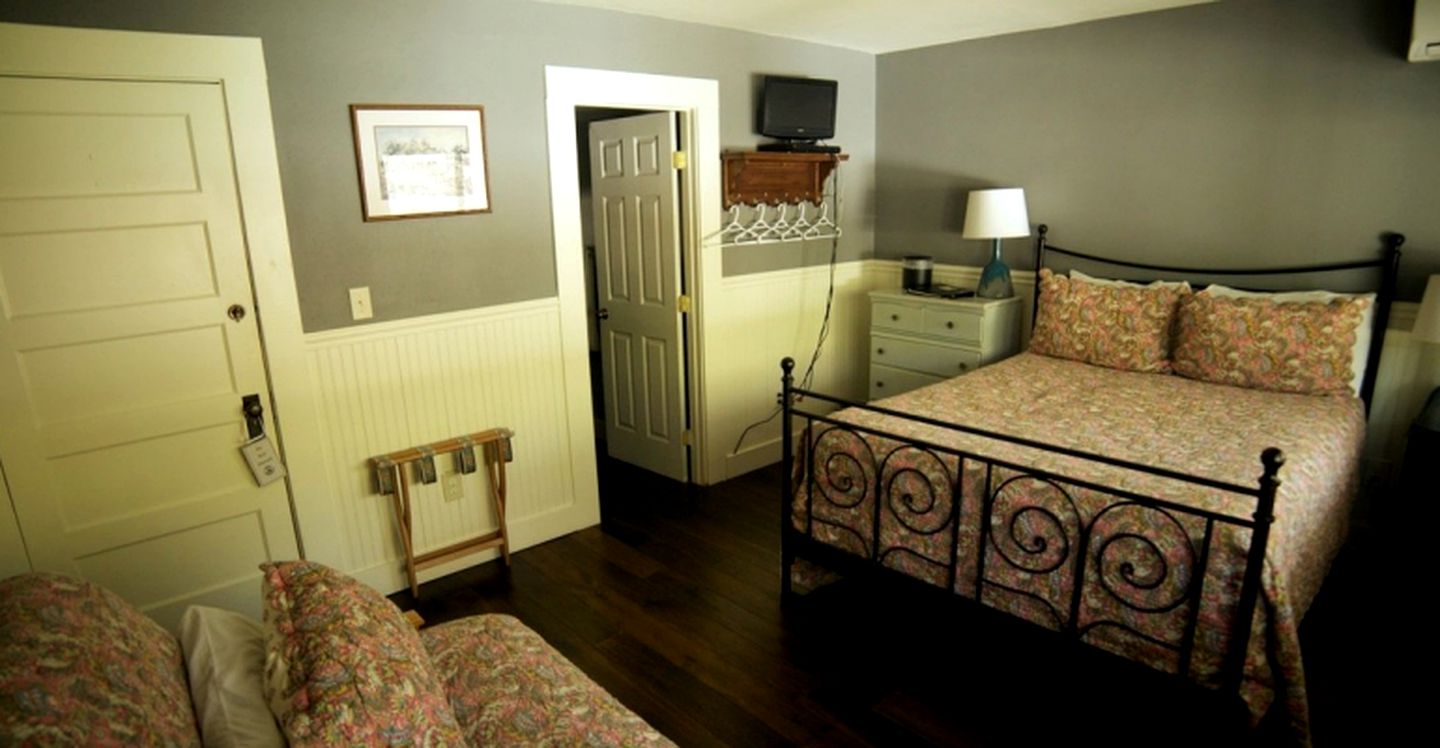 Deluxe Boutique Property Room Rentals near Yosemite National Park, California