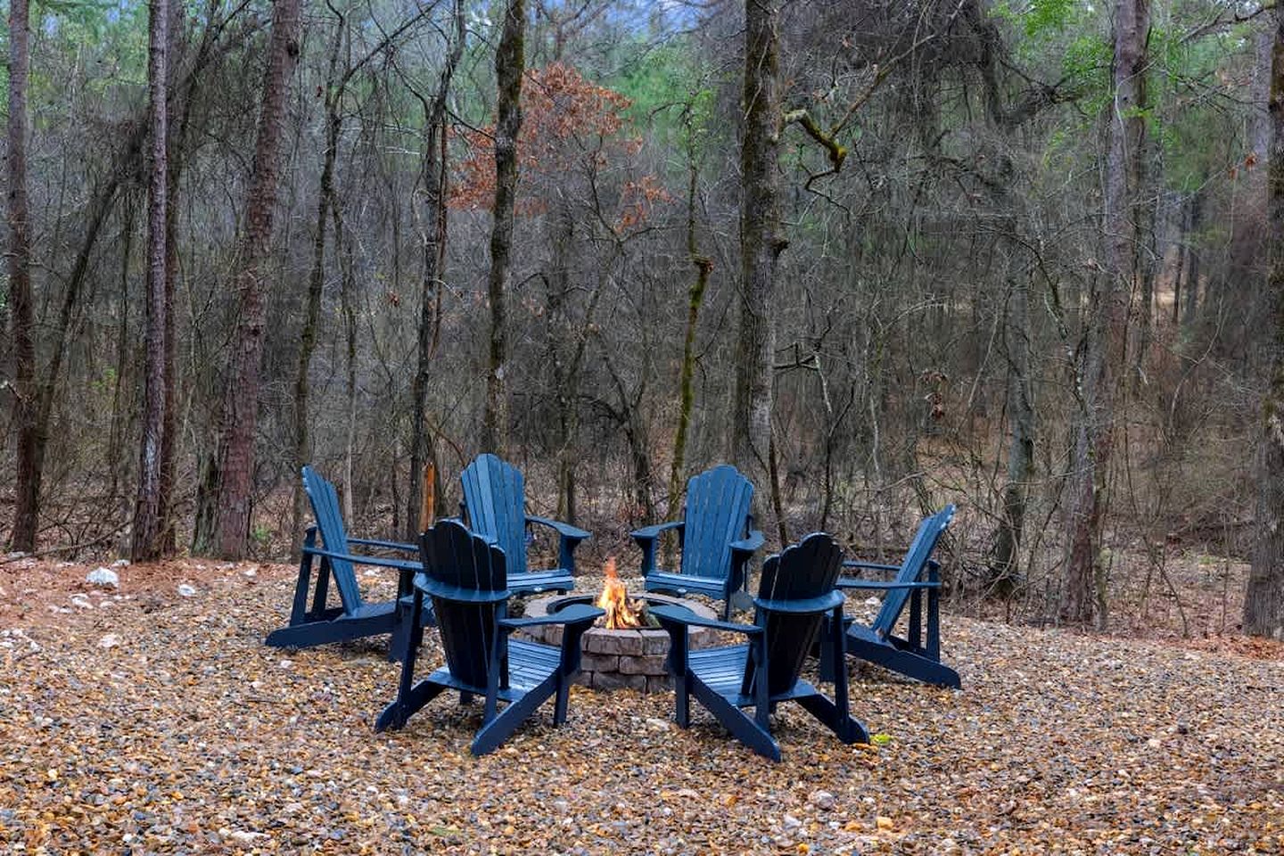 Luxury Cabin with Private Hot Tub, Infrared Sauna & Vintage Jukebox Near Broken Bow, OK