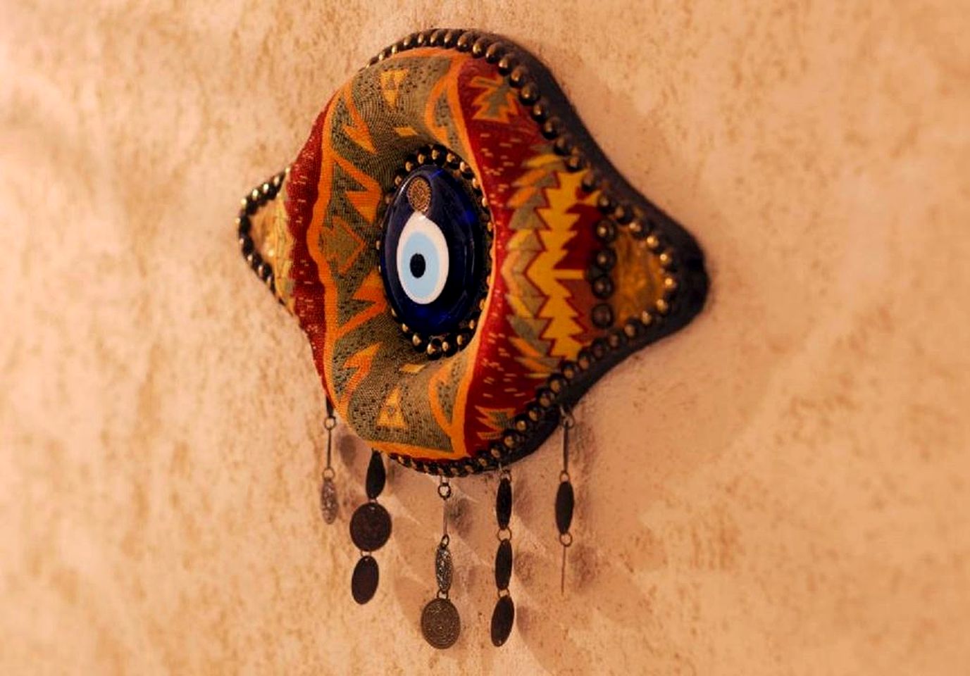 Deluxe Getaways with a Stunning Pool in the Al Khatim Desert near Abu Dhabi