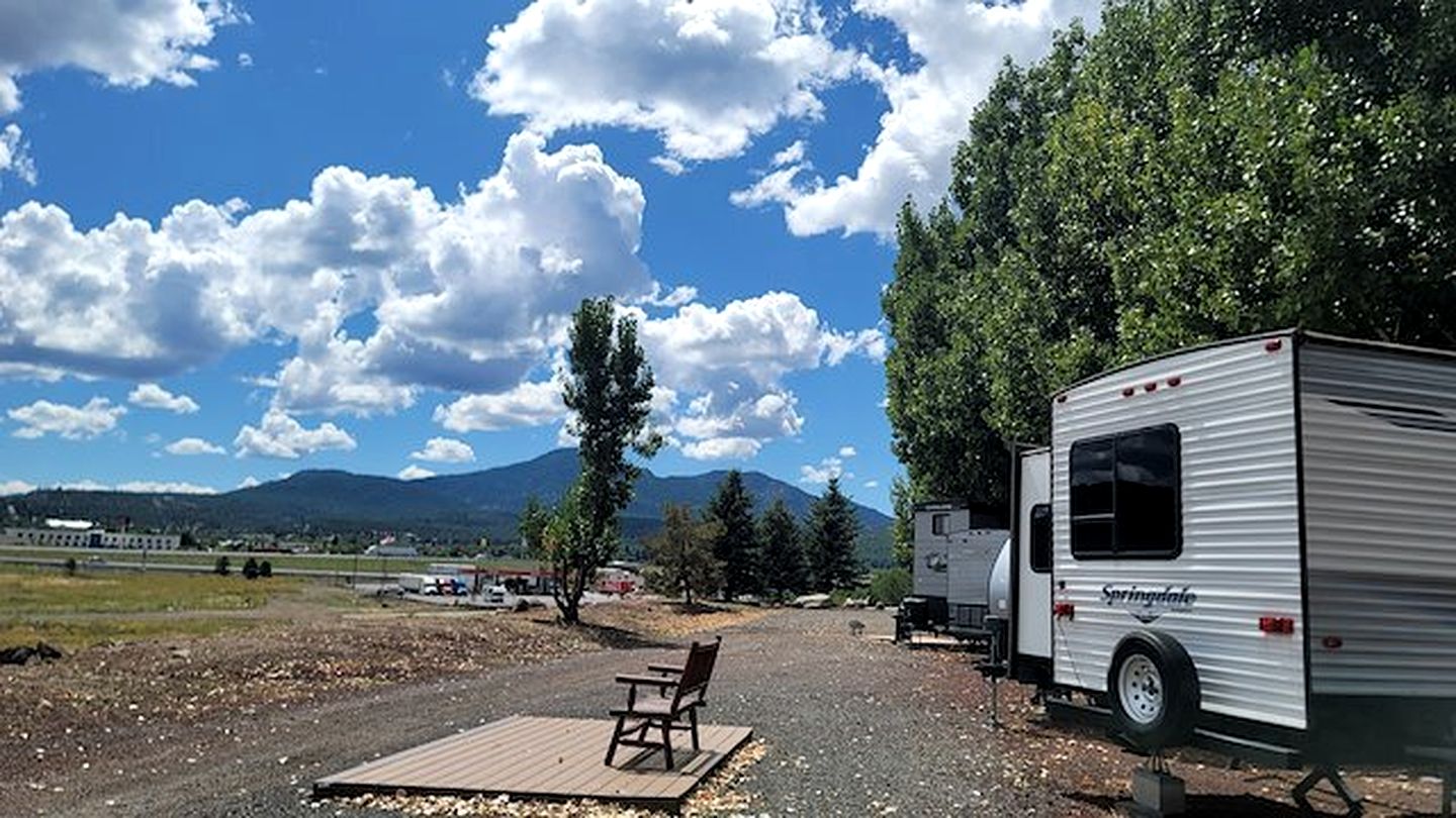 Luxury Glamping Suite with Private Deck, Firepit & Fireplace Near Williams, Arizona