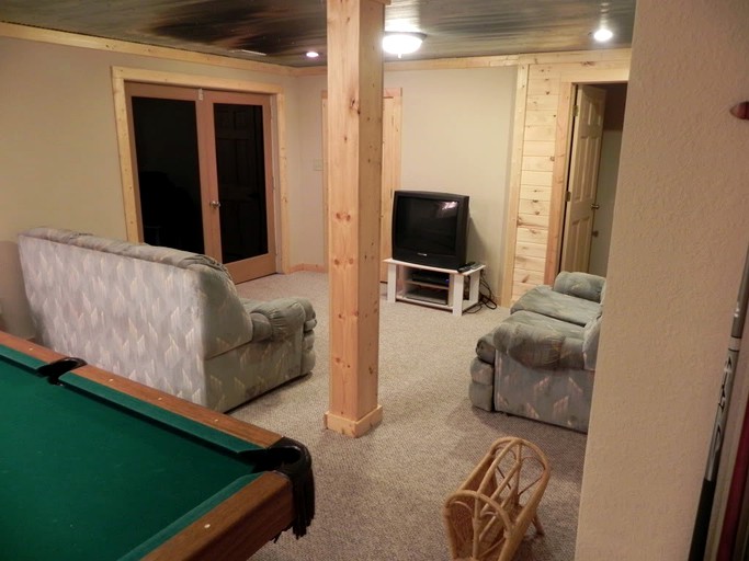 Cabins (Helen, Georgia, United States)