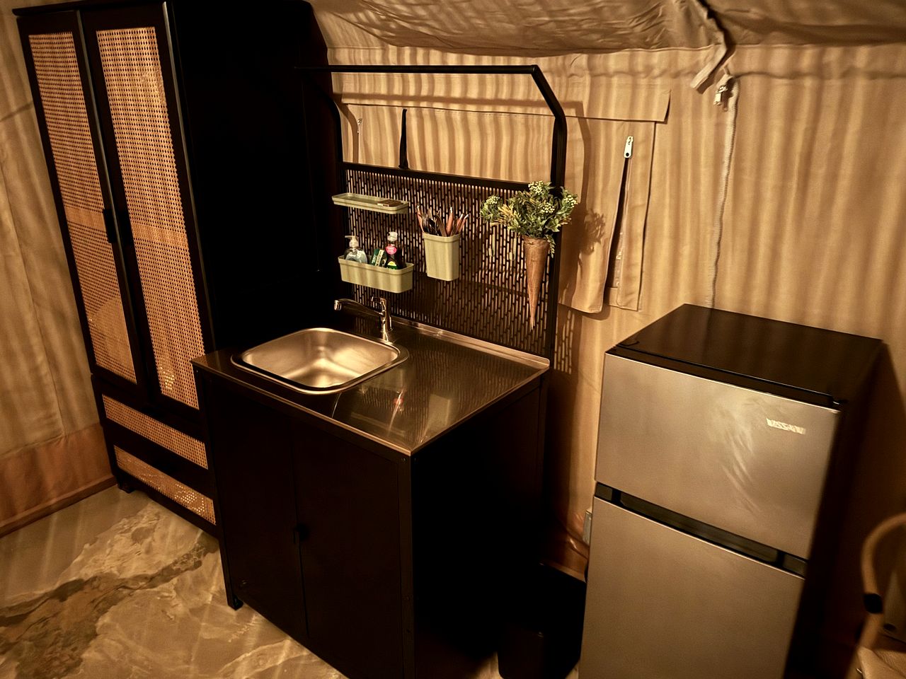 Fabulous Comfy Tented Cabin with Tiny Terrace and Bathtub in Puerto Rico