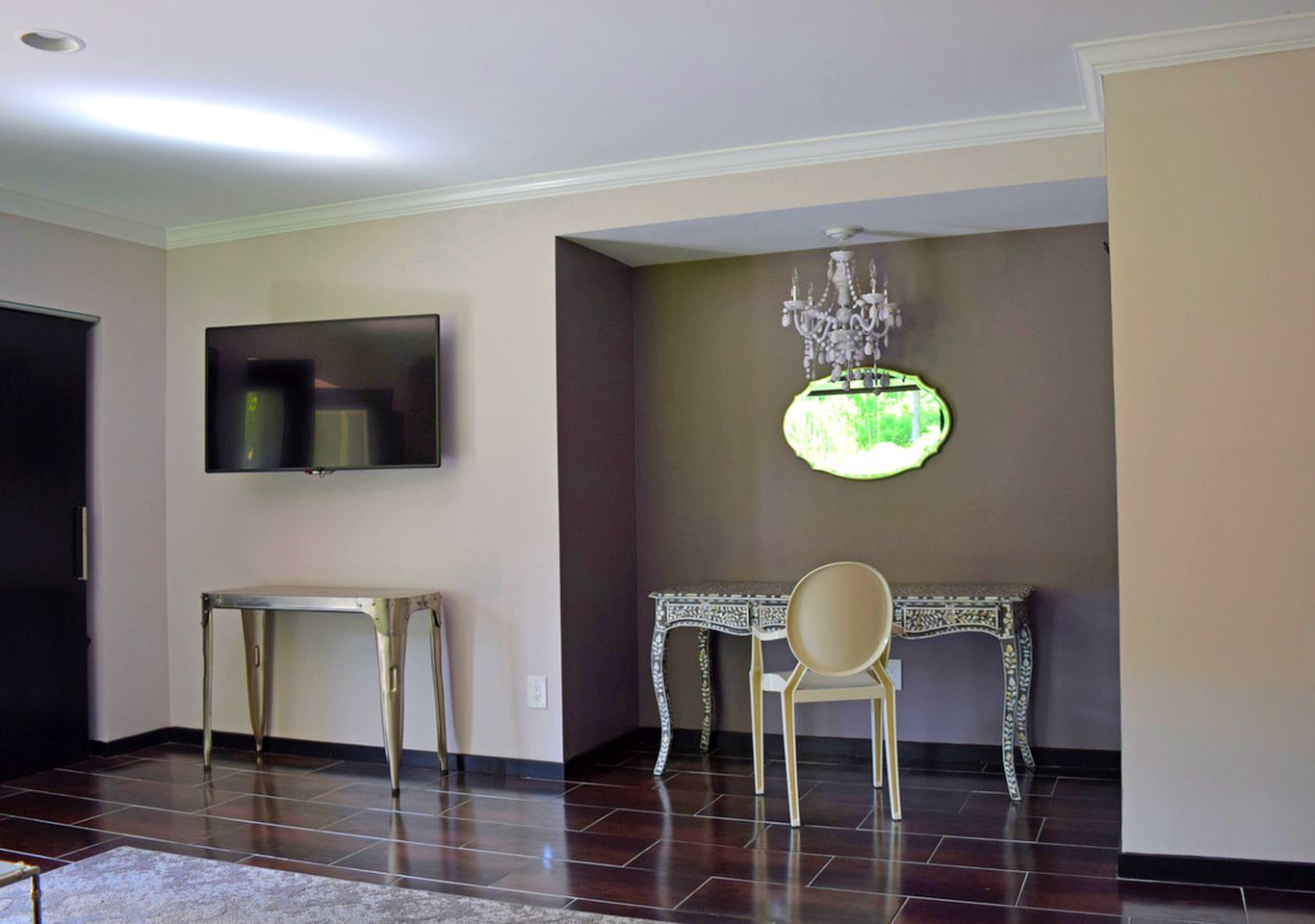 Deluxe Suite Rental for a Romantic Getaway near Mohawk Mountain, Connecticut