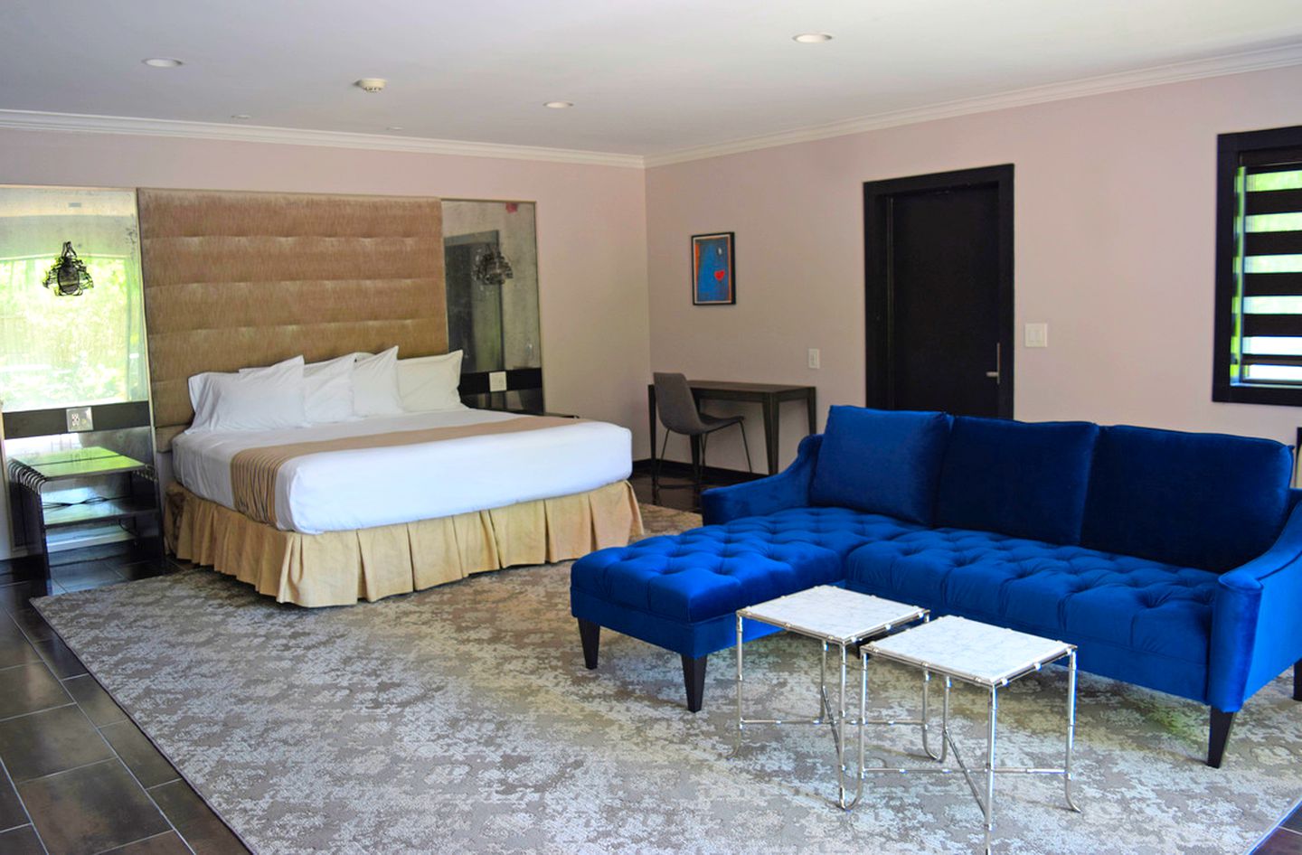 Deluxe Suite Rental for a Romantic Getaway near Mohawk Mountain, Connecticut