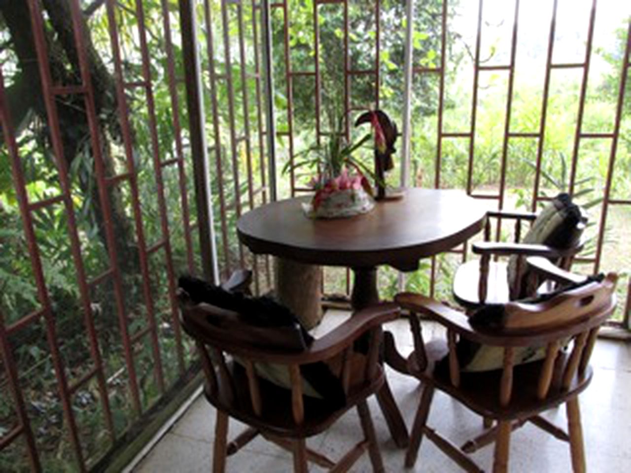 Deluxe Villa Rental Set near Manuel Antonio State Park, Costa Rica