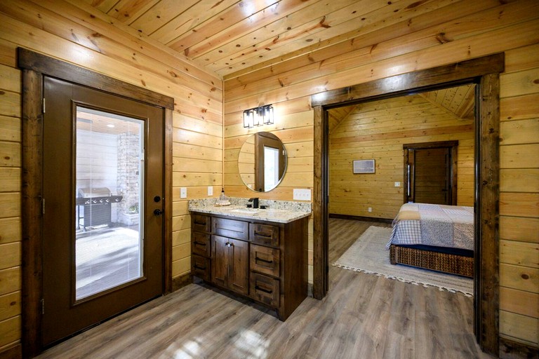 Cabins (United States of America, Broken Bow, Oklahoma)