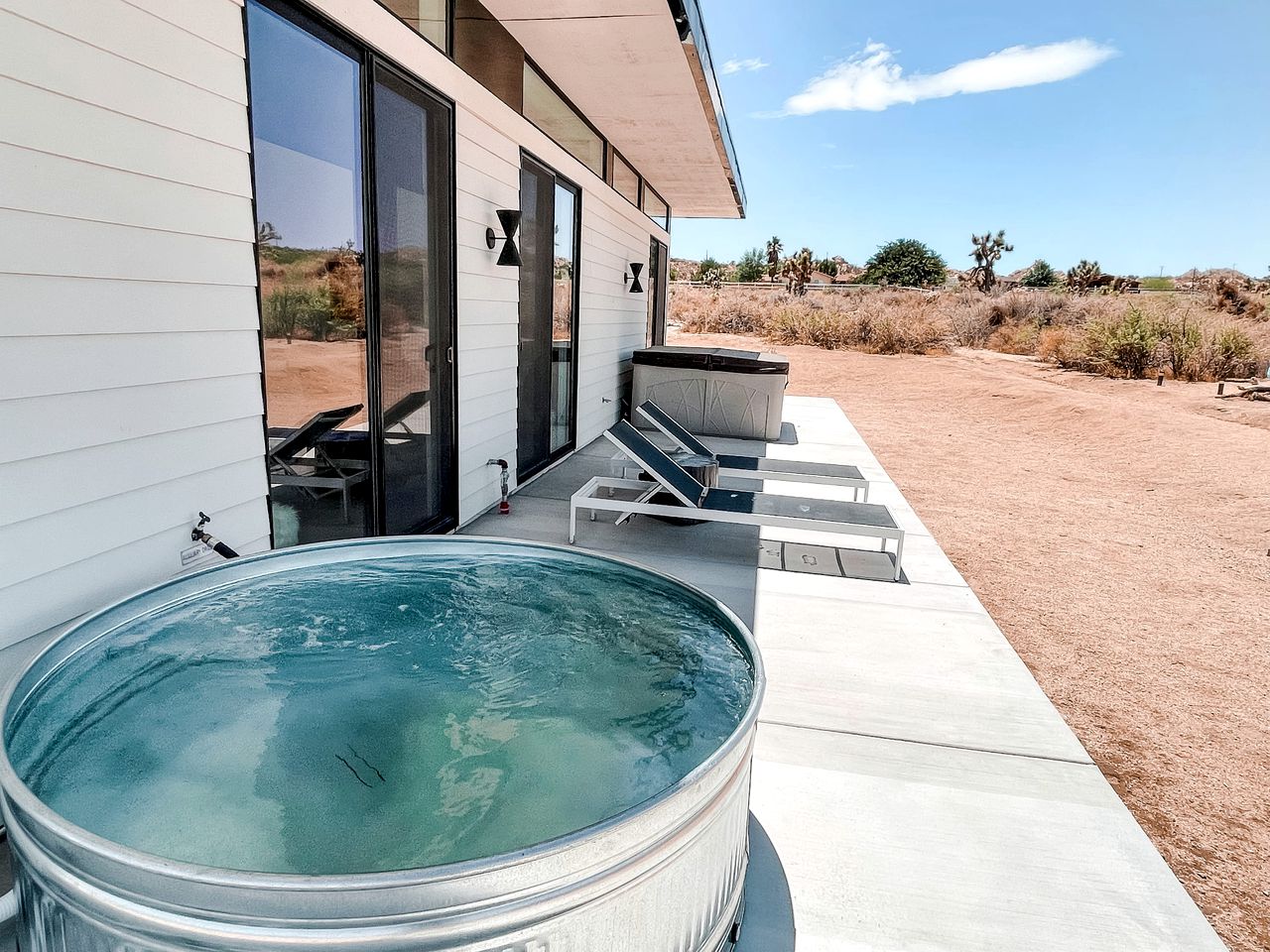 Luminous Vacation Rental with Swimming Pool in Yucca Valley, California