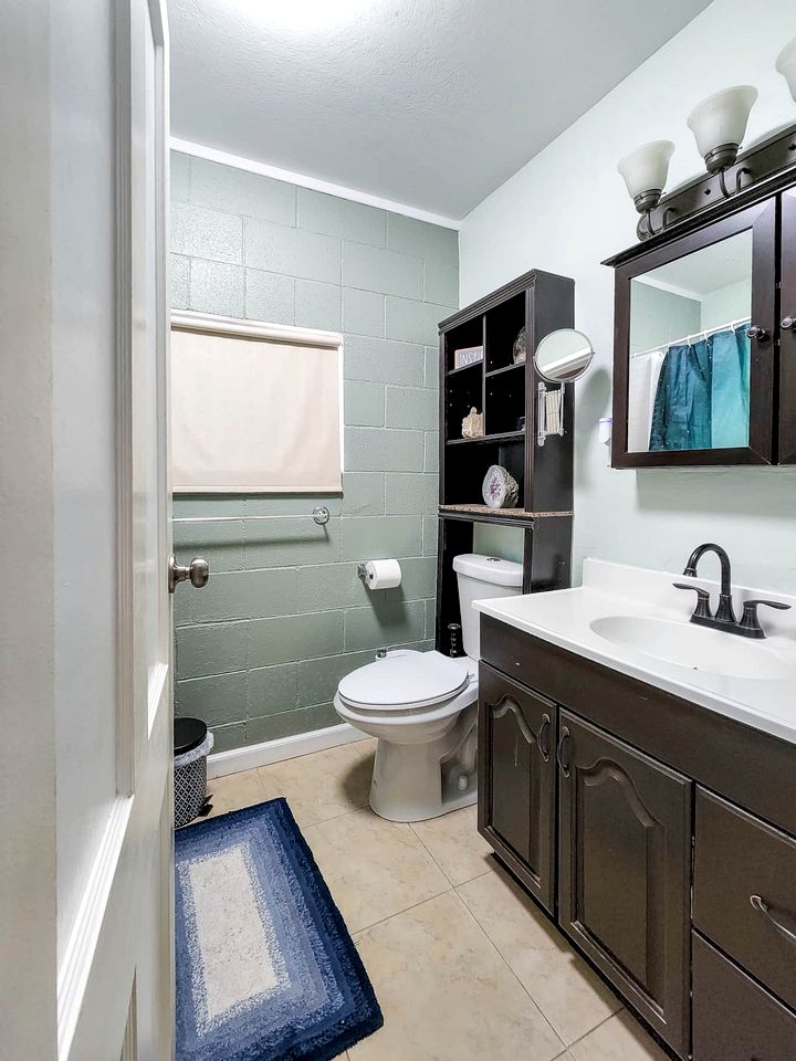 Desert Dreams with Your Furry Friend: Pet-Friendly Rental Under the Stars