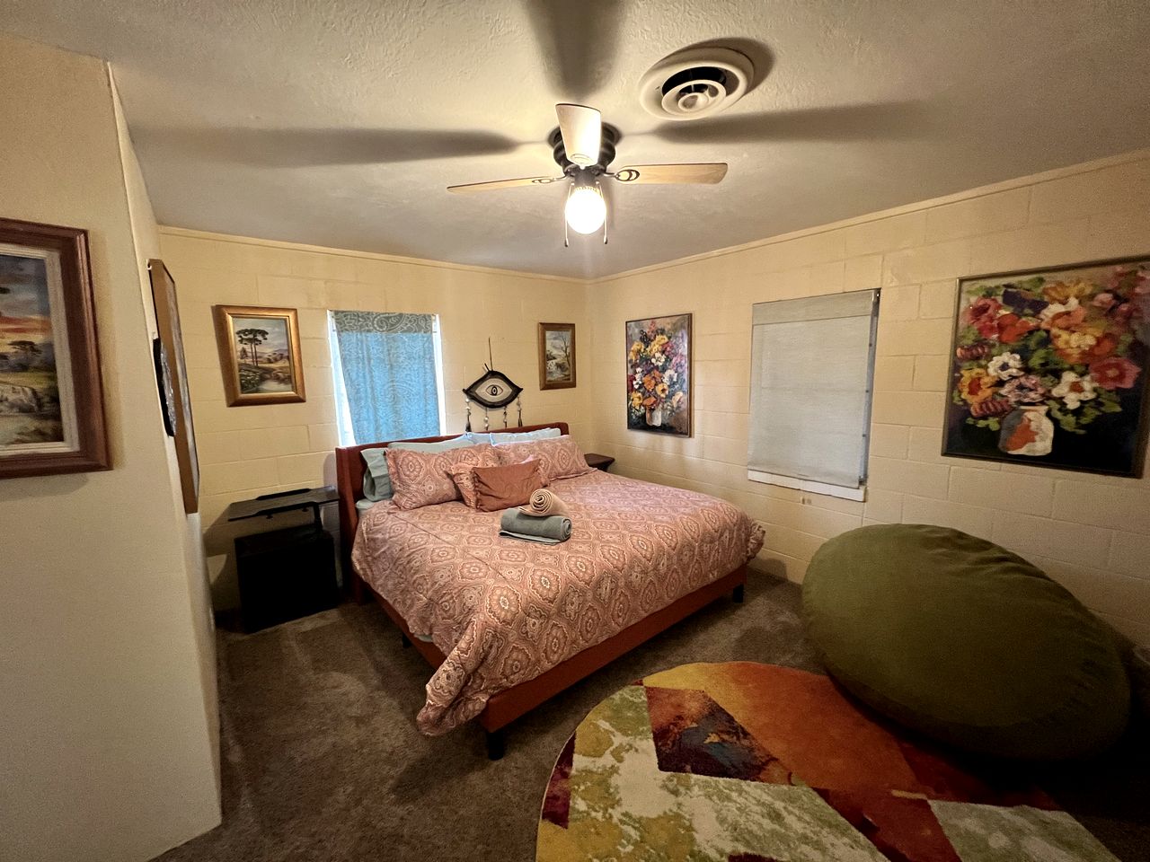 Desert Dreams with Your Furry Friend: Pet-Friendly Rental Under the Stars