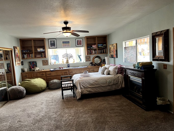 Cottages (United States of America, Yucca Valley, California)