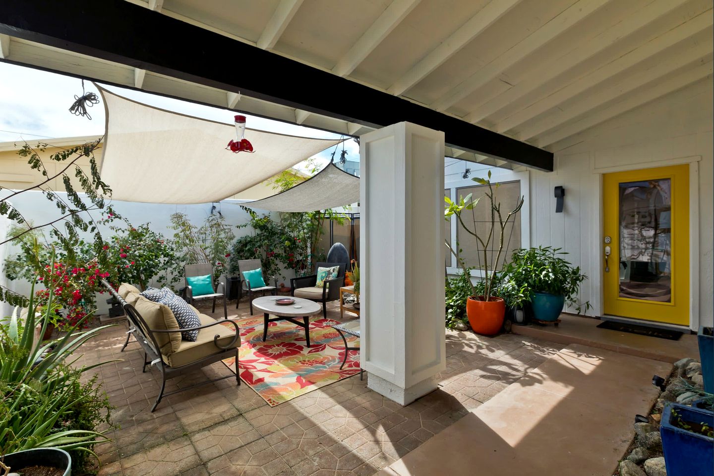 Lovely Cottage with Gorgeous Sights and Swimming Pool in La Quinta, California