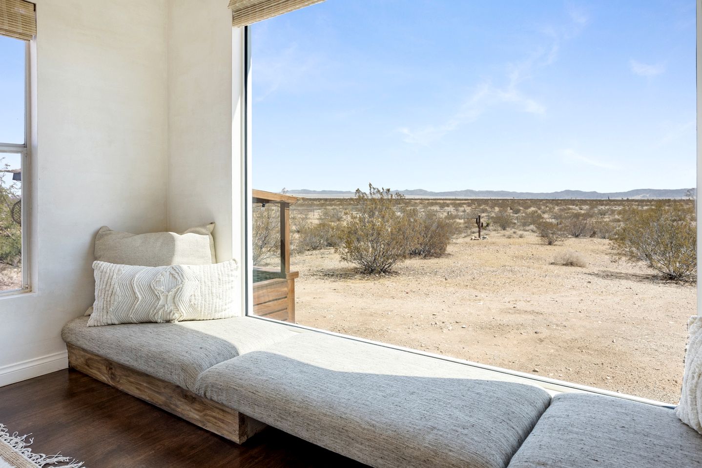 Impressive Cottage with Fire Pit, Hot-tub and Barbecue in Joshua Tree, California