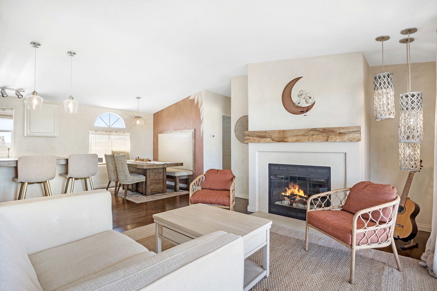 Impressive Cottage with Fire Pit, Hot-tub and Barbecue in Joshua Tree, California