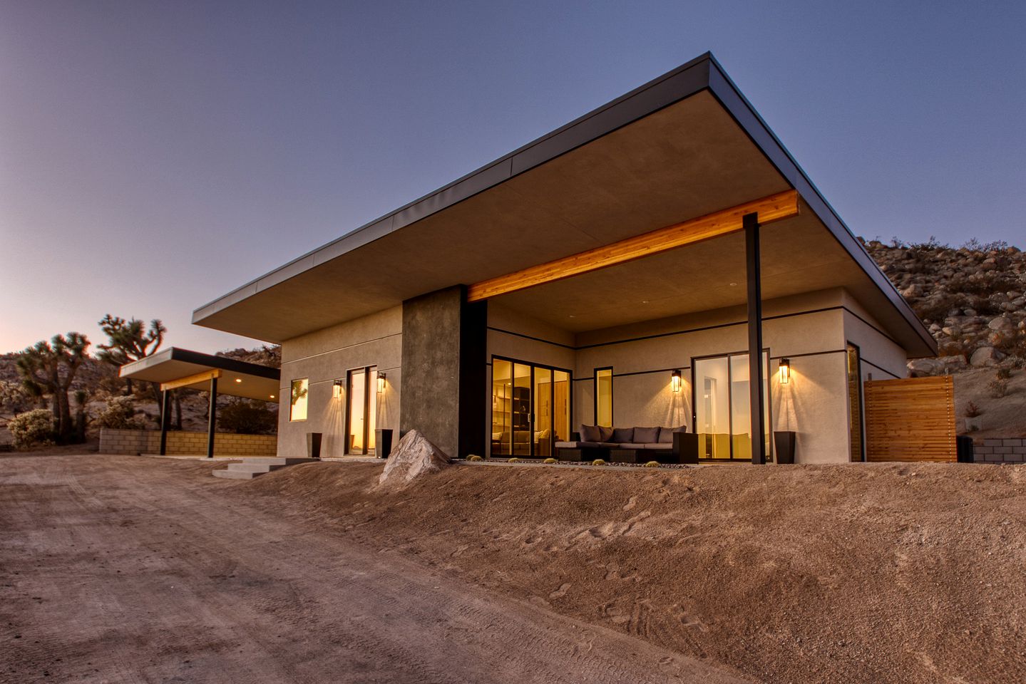 Floating Homes (United States of America, Yucca Valley, California)