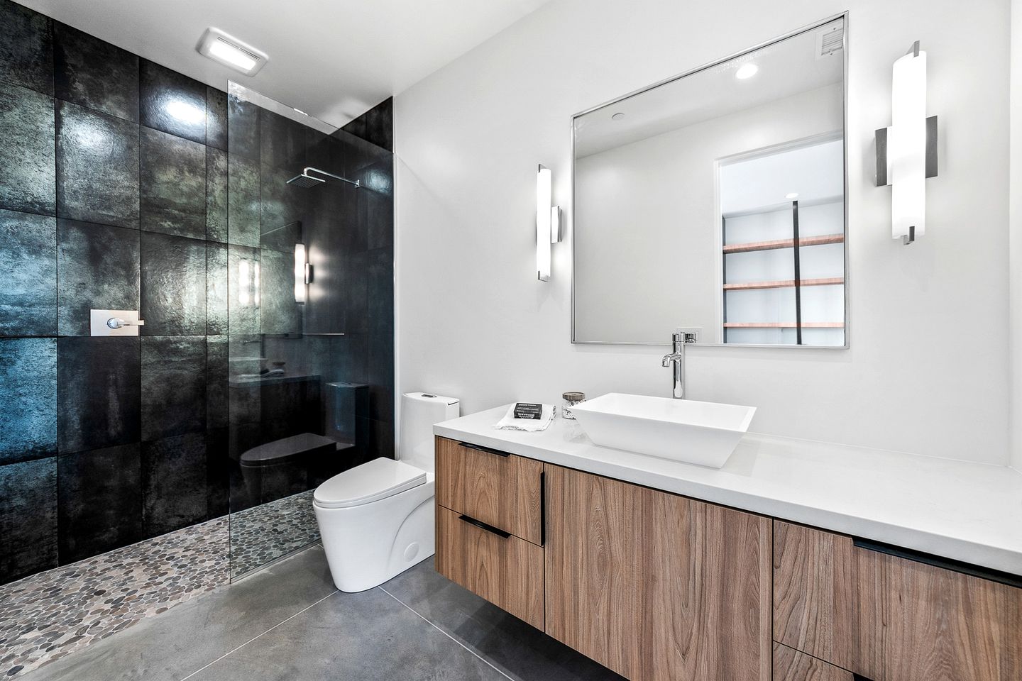 Modern Vacation Rental with Hot Tub and BBQ in Yucca Valley, CA