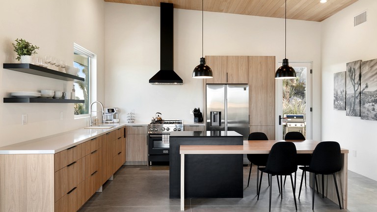 Floating Homes (United States of America, Yucca Valley, California)