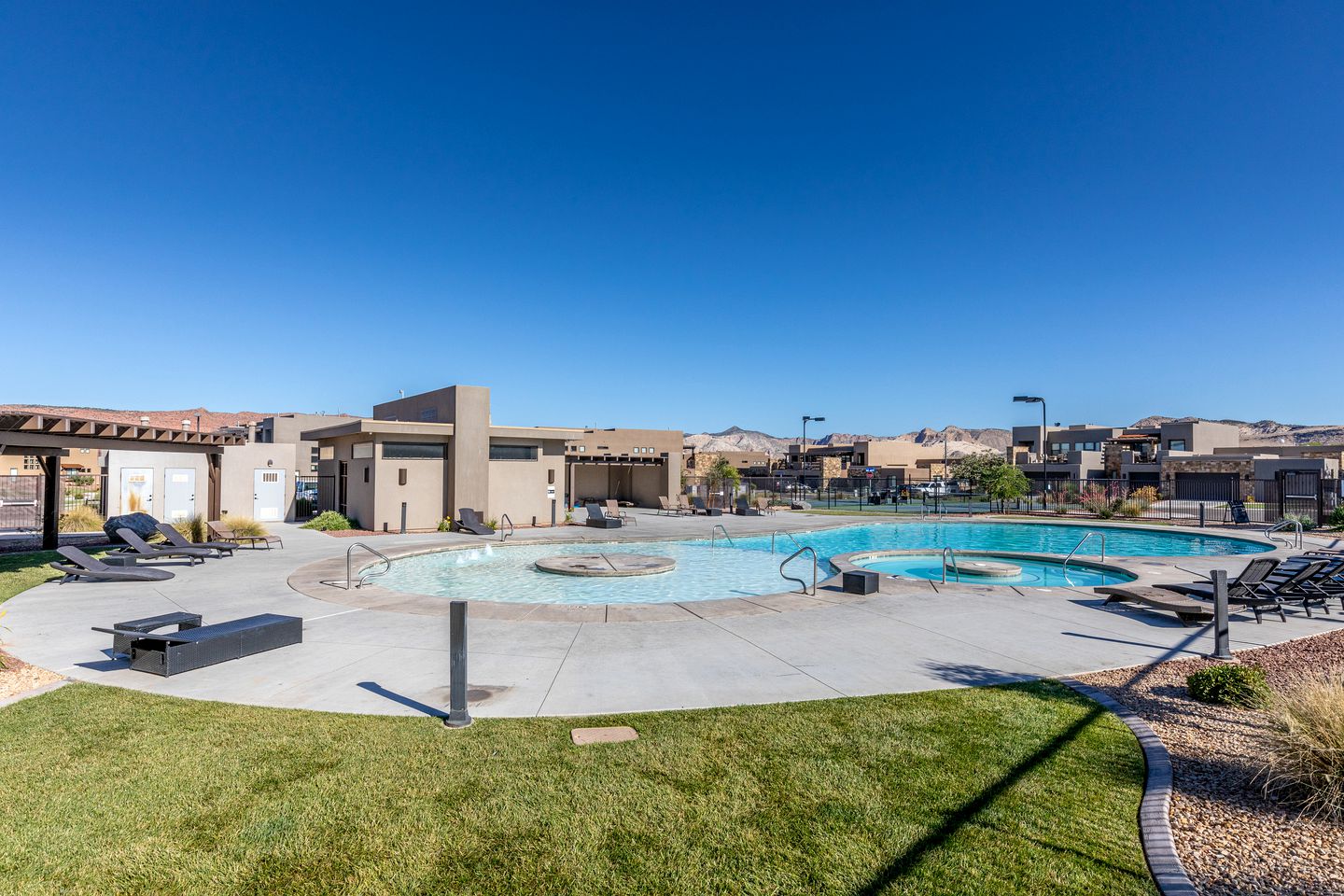 Spacious and Modern Vacation Rental on Family Resort with Pool and Pickleball Courts in St. George, Utah