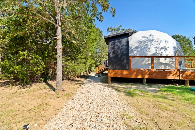 Domes (United States of America, Elgin, Texas)