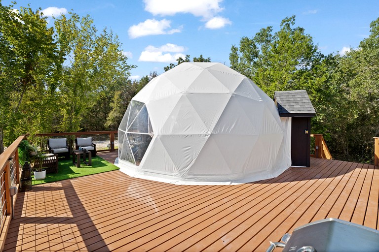 Domes (United States of America, Elgin, Texas)