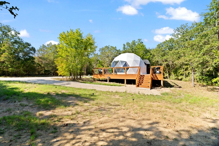 Domes (United States of America, Elgin, Texas)