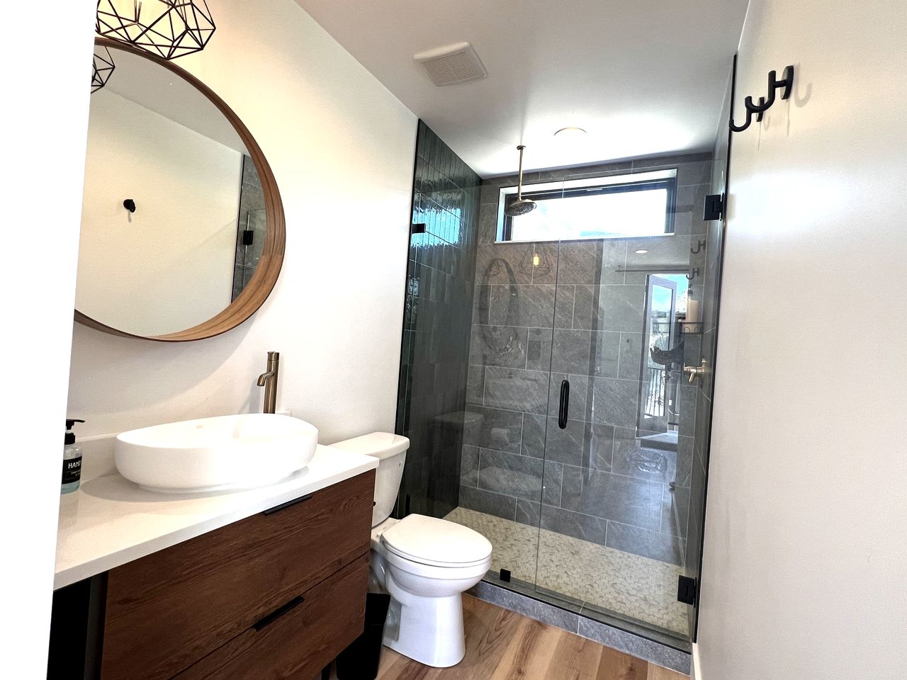 Amazing Tiny House with Tennis Court and Pool in Orderville, Utah