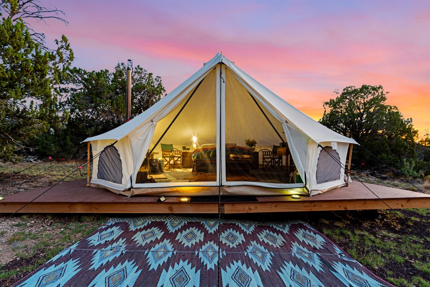 Secluded Luxury Bell Tent with Stargazing and Desert Views near Grand Canyon South Rim, Arizona