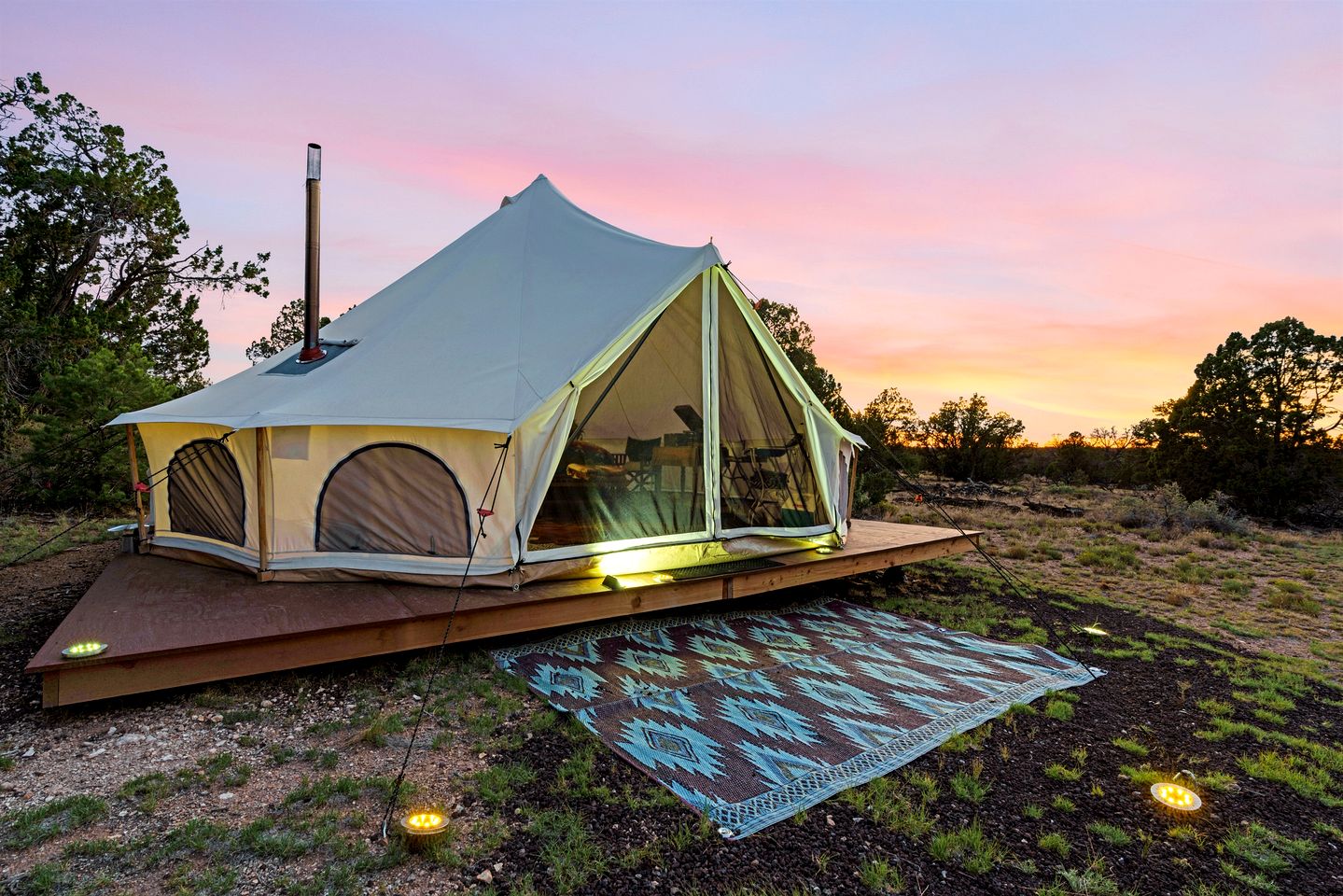 Secluded Luxury Bell Tent with Stargazing and Desert Views near Grand Canyon South Rim, Arizona