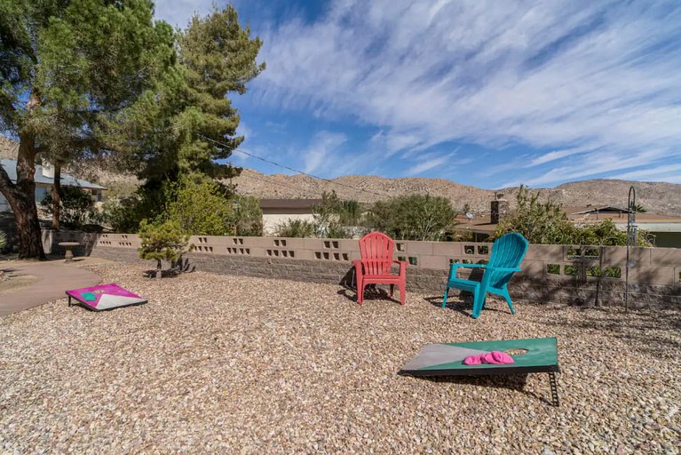 RUDesert Zen House 1BD, 1BR, Vacation Rentals, Yucca Valley, United