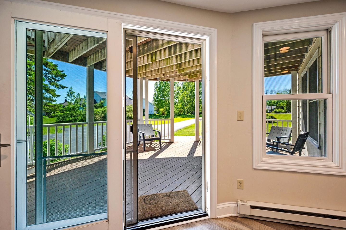 Design Cabin with Jacuzzi and Porch in Sister Bay, Wisconsin