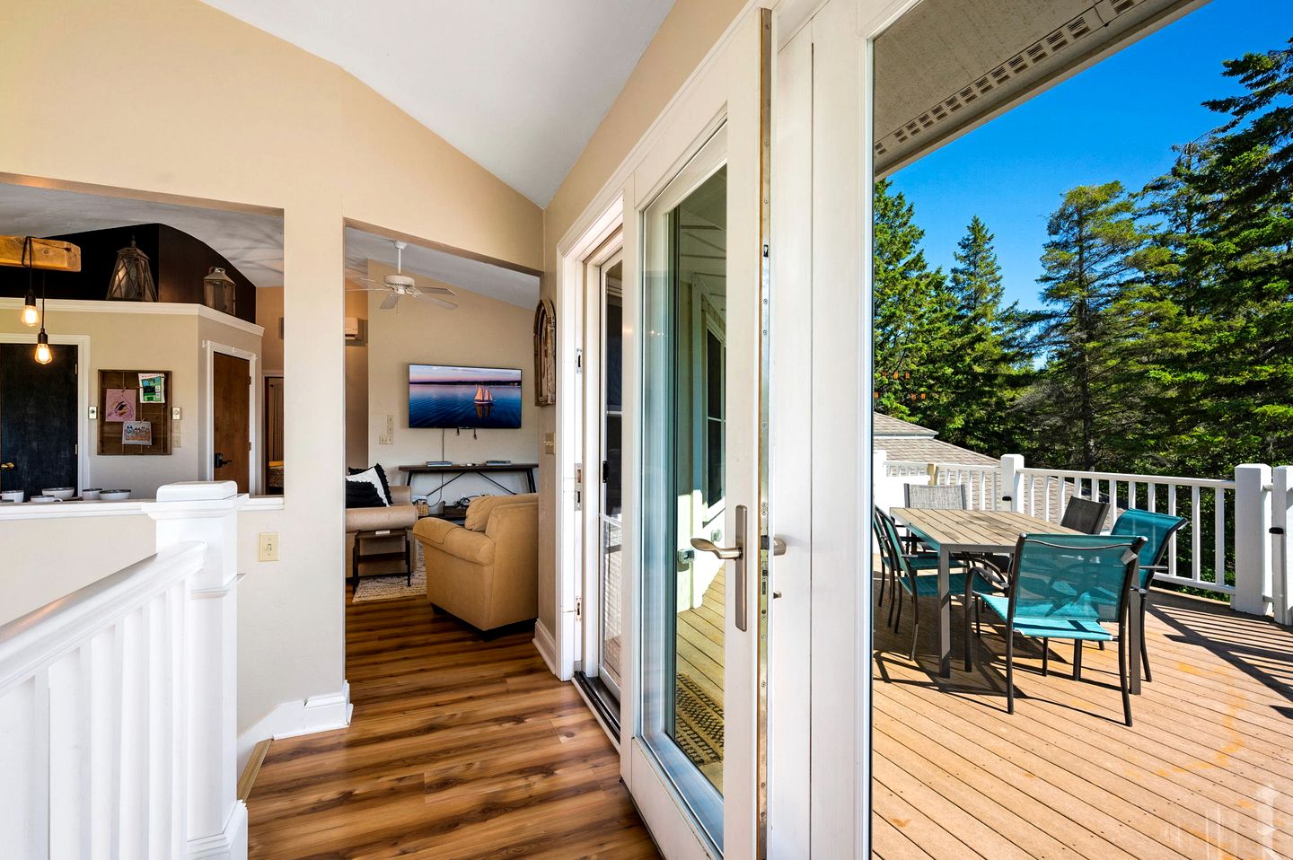 Design Cabin with Jacuzzi and Porch in Sister Bay, Wisconsin