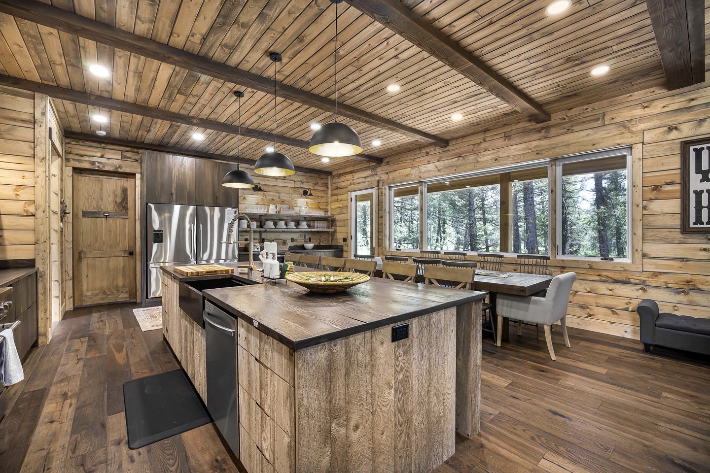 Designed Rental with Awesome Indoor Spaces in Idaho