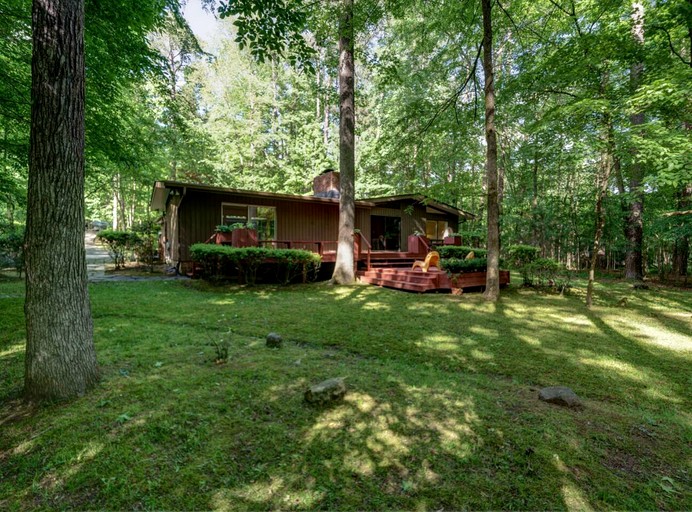 Designer Rentals (United States of America, Chapel Hill, North Carolina)
