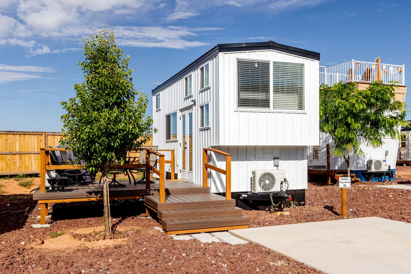 Secluded Bliss: Tiny House Escape from the City in Apple Valley, Utah