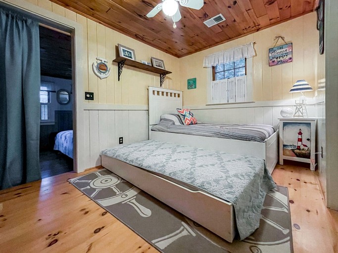 Cottages (United States of America, York, Maine)