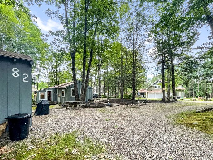 Cottages (United States of America, York, Maine)