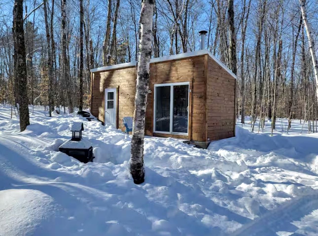 Cozy Cabin Ideal for a Unique Outdoor Experience in Quebec