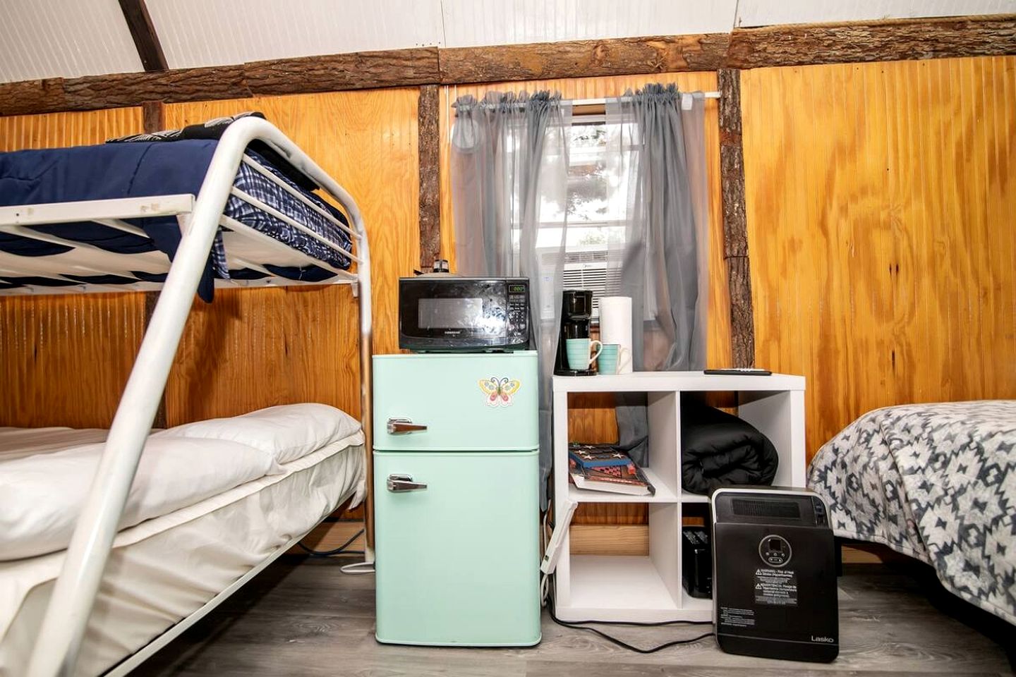 Outstanding Cabin with Fire Pit in Murfreesboro, Arkansas
