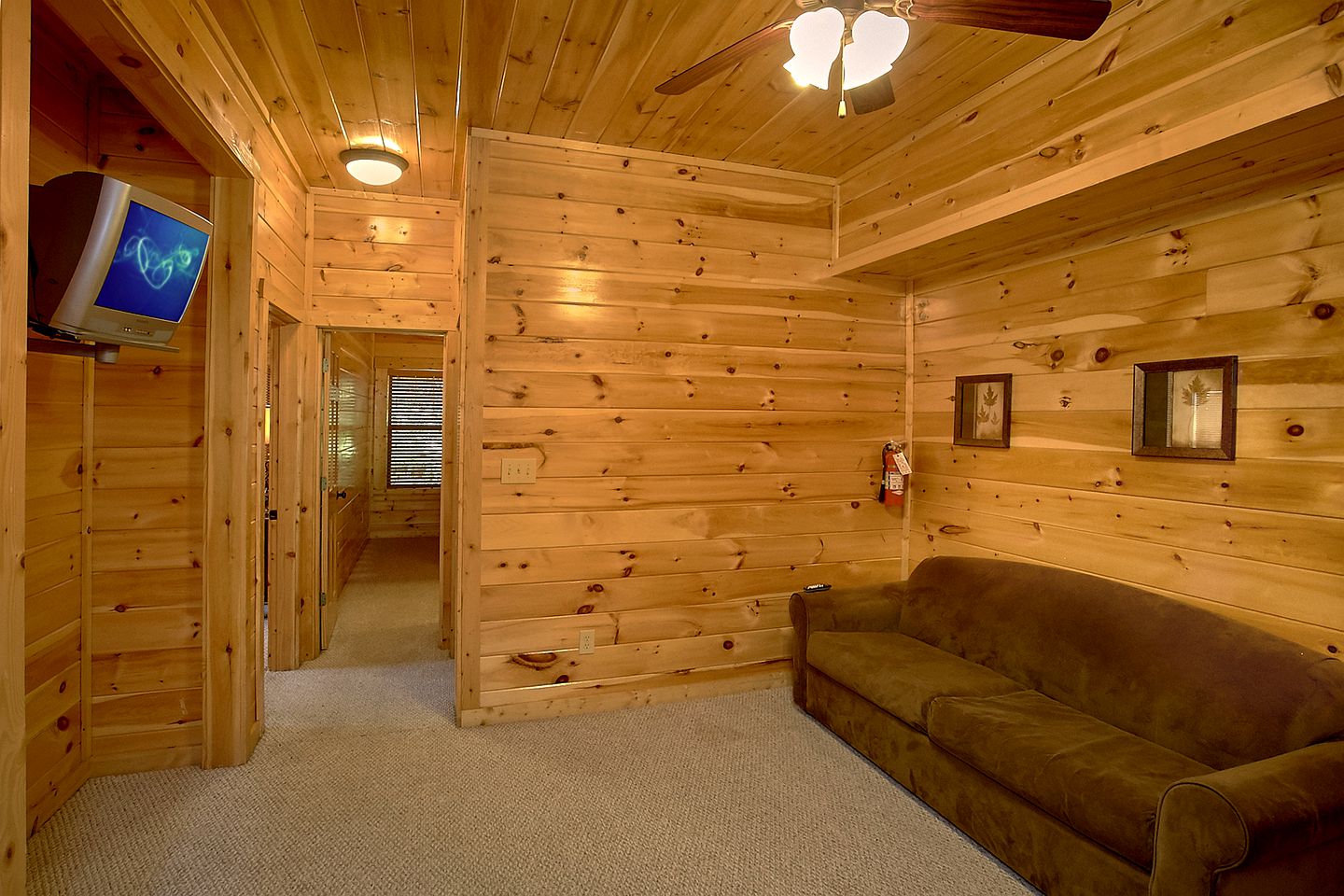 Luxury Gatlinburg Cabin Retreat for a Family Getaway in Tennessee