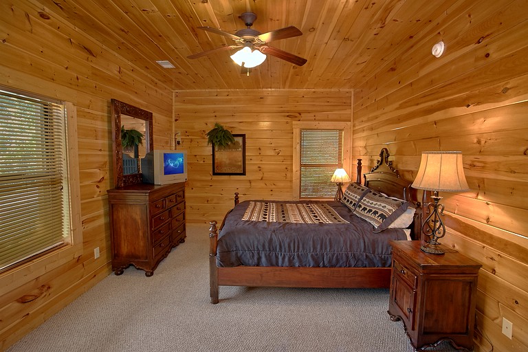 -- (United States, Gatlinburg, Tennessee)