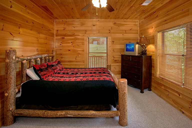 -- (United States, Gatlinburg, Tennessee)