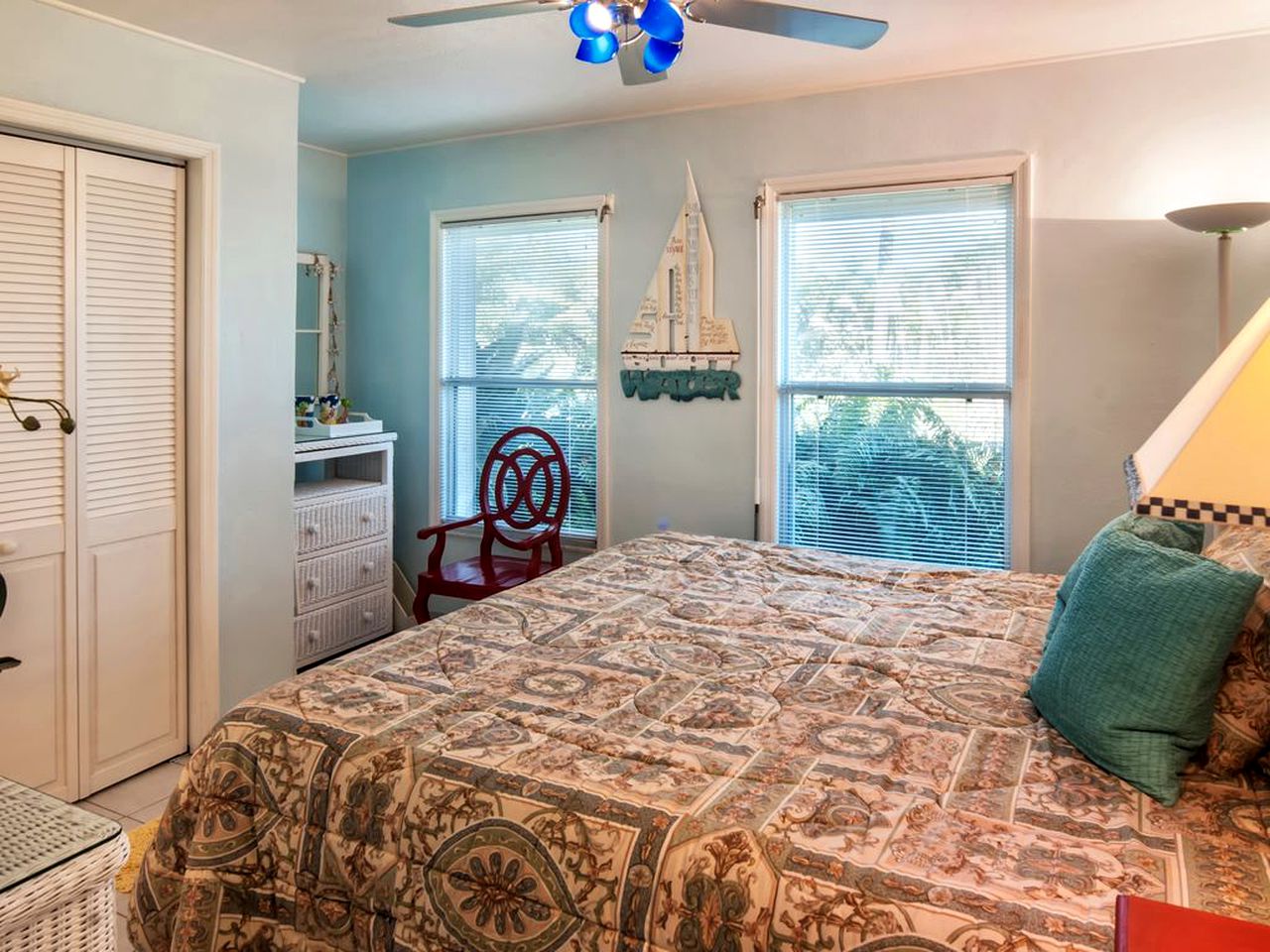 Waterfront Cottage Rental with a Heated Pool on the Indian River in Florida