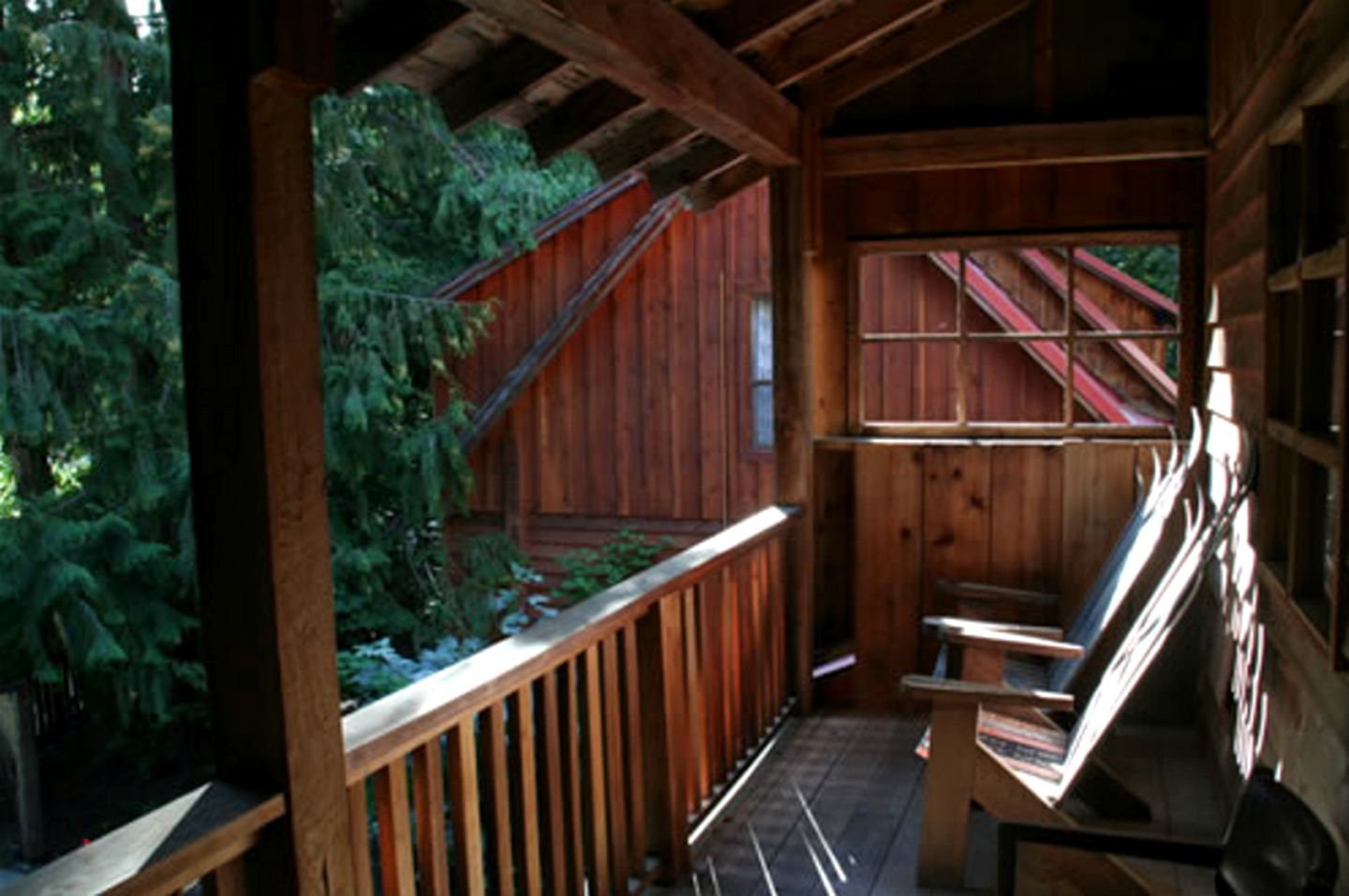 Spacious Luxury Cabin Rental for Group Mountain Retreat near Leavenworth