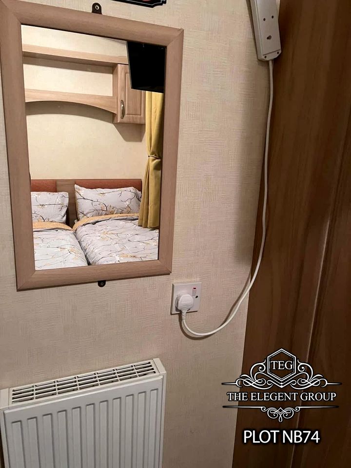 Comfortable Accessible Caravan Escape with Smart TVs & Modern Amenities in Lincolnshire, United Kingdom