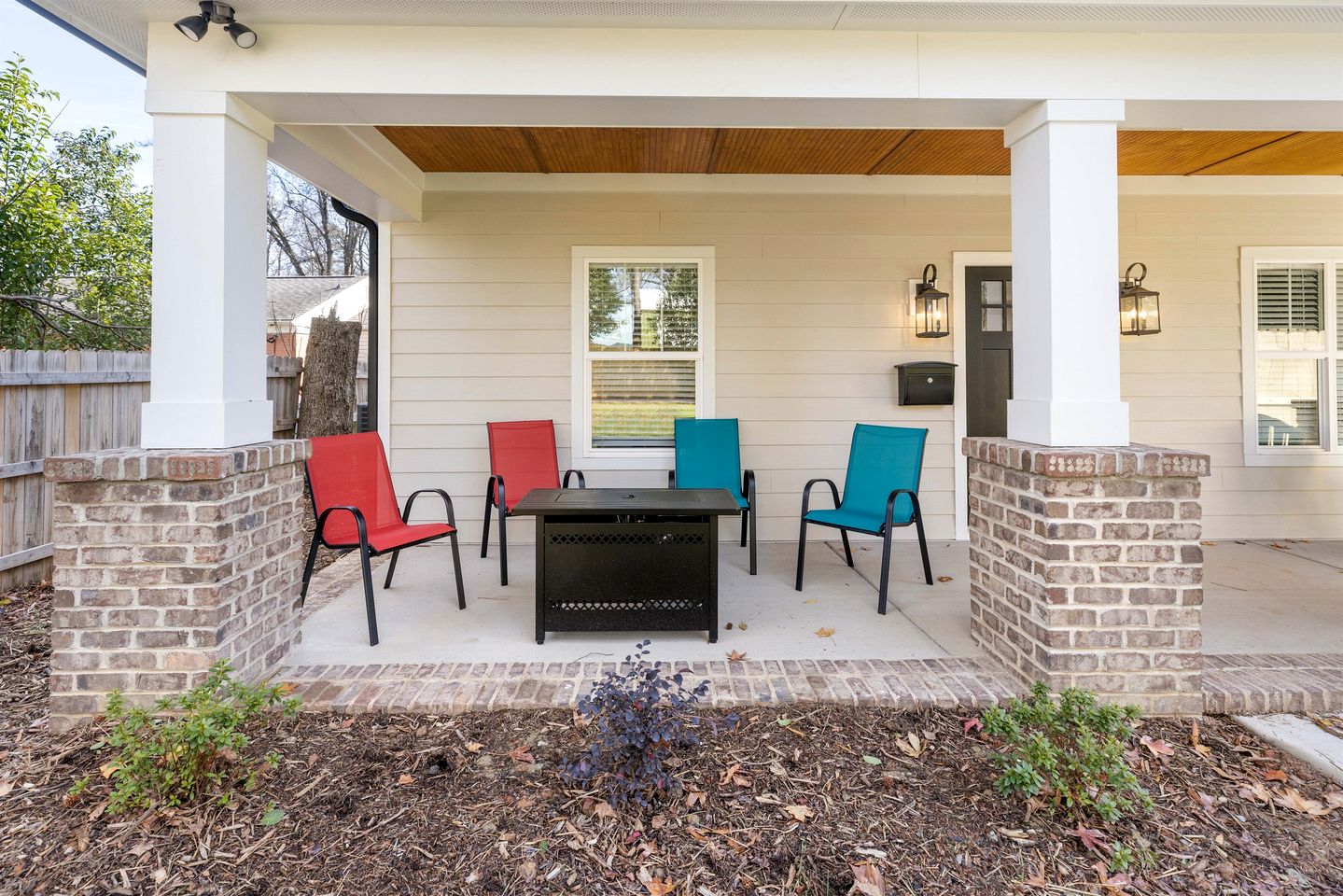 Vibrant Urban Vacation Rental Oasis near Catawba River in North Carolina