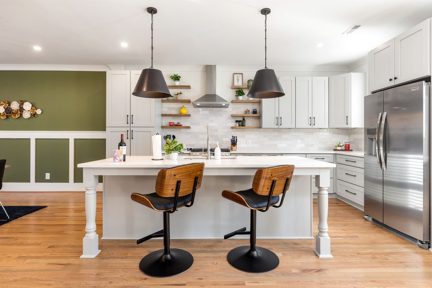 Vibrant Urban Vacation Rental Oasis near Catawba River in North Carolina