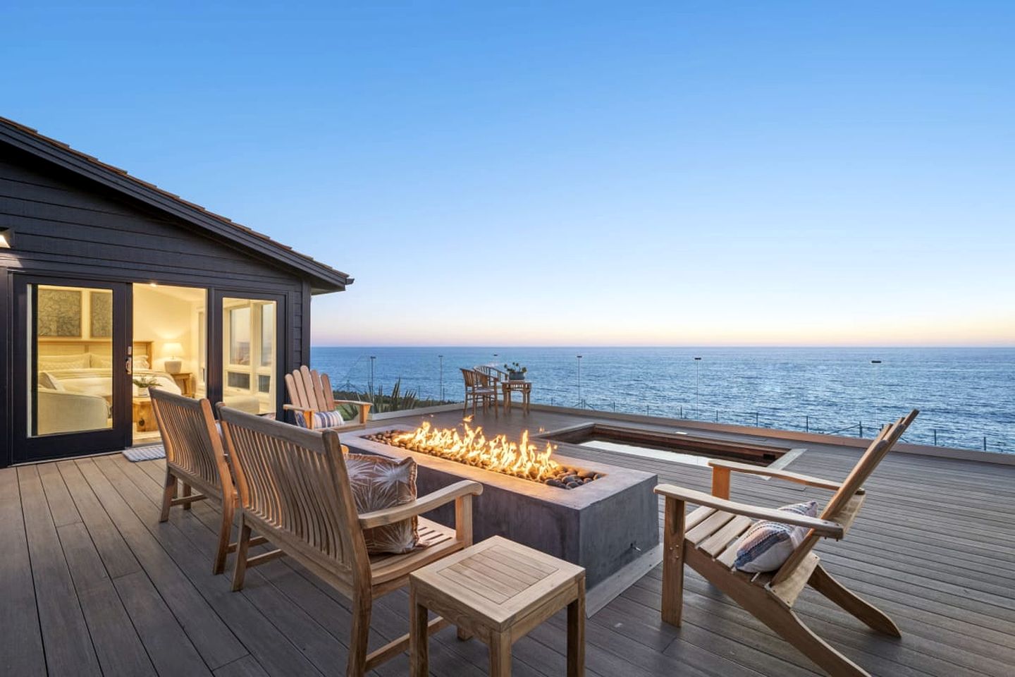 Luxury Oceanfront Estate with Hot Tub & Gardens near San Francisco in Montara, California