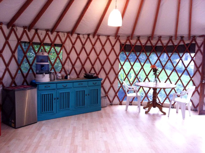 Yurts (Lismore, New South Wales, Australia)