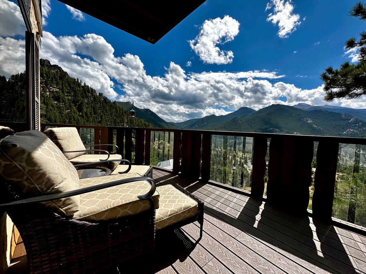 Secluded and Dog-Friendly Vacation Rental in the Mountains with Unique Views in Estes Park, CO