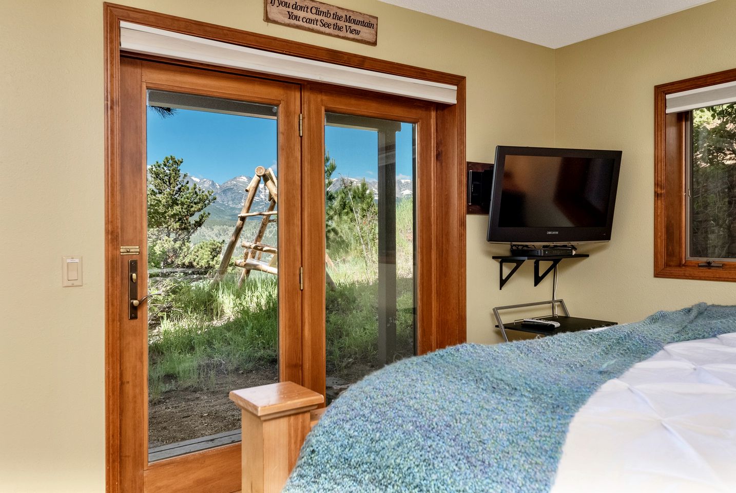 Secluded and Dog-Friendly Vacation Rental in the Mountains with Unique Views in Estes Park, CO